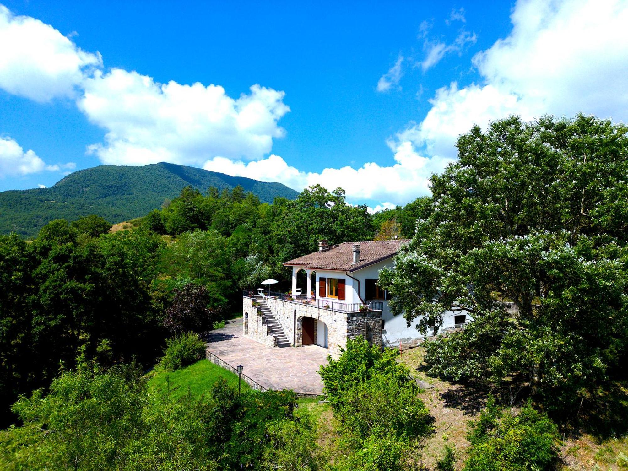 Casa Del Bosco - Vista Mozzafiato & Parco 4 Ettari * Bobbio